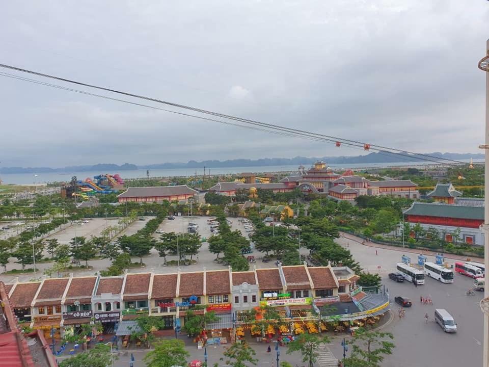 Thuy Duong Ha Long Hotel Екстериор снимка